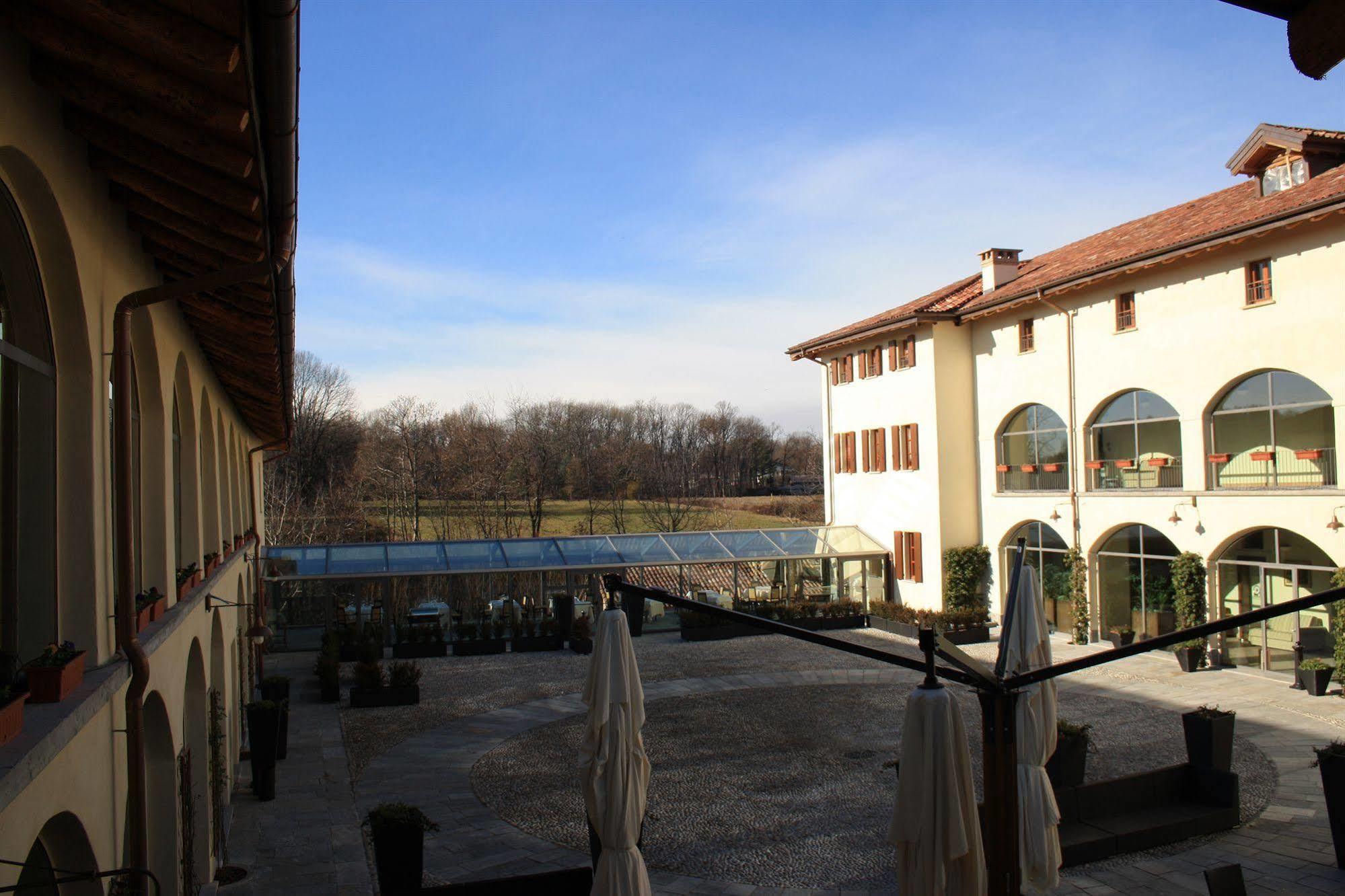 Hotel Cascina Canova Uggiate-Trevano Ngoại thất bức ảnh